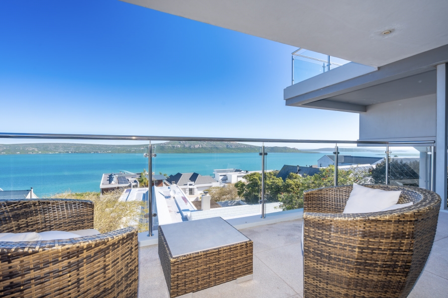 6 Bedroom Property for Sale in Myburgh Park Western Cape